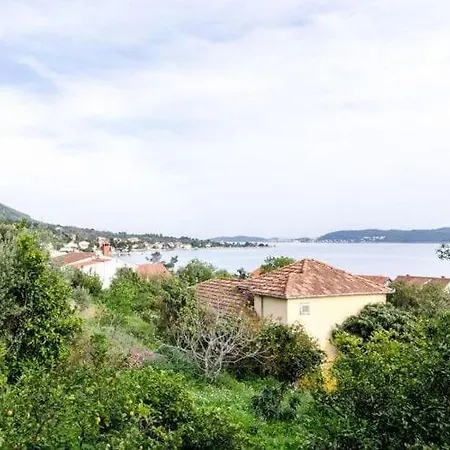 Klara-gorjana - Two Bedroom With Balcony And Sea View 1 Apartmán